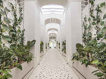LUX Belle Mare: Der Gang zur Lobby LUX Belle Mare: Der Gang zur Lobby
