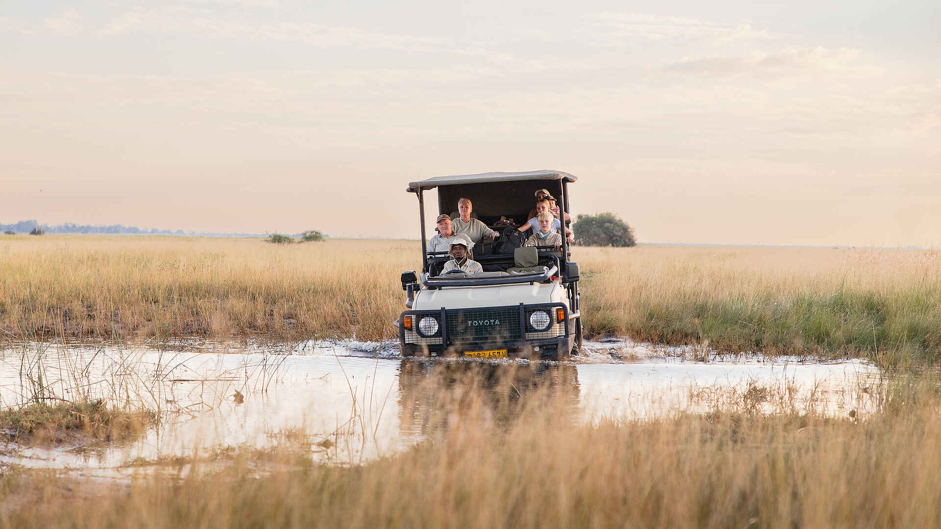 Nkasa Linyanti Camp: Offroading