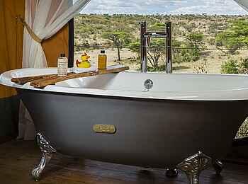 Mahali Mzuri: Badewanne mit Ausblick