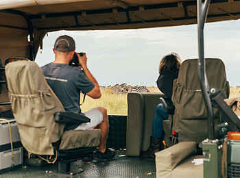 Jabali Private House: Photografic Vehicle