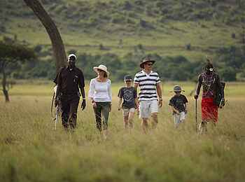 Kichwa Tembo Tented Camp: Familienwanderung Kichwa Tembo Tented Camp: Familienwanderung