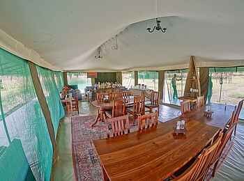 Naona Moru Camp: Speisezelt