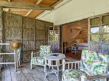 Nomad Beach Resort: Die Terrasse eines Sea Breeze Zimmers Nomad Beach Resort: Die Terrasse eines Sea Breeze Zimmers