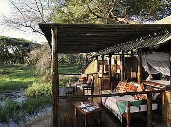 Old Mondoro Camp: Private Veranda