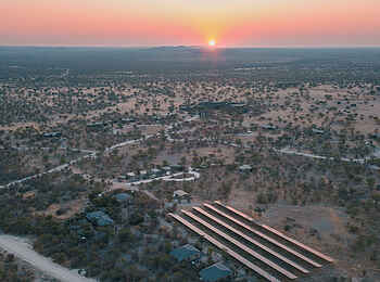 Etosha Oberland Lodge: Die Lodge aus der Vogelperspektive Etosha Oberland Lodge: Die Lodge aus der Vogelperspektive