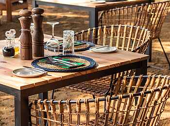 Time + Tide Chongwe Camp: Gedeckter Tisch