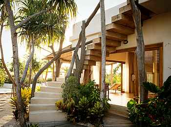 Zanzibar White Sand Luxury Villas: Treppe zur persönlichen Dachterrasse Zanzibar White Sand Luxury Villas: Treppe zur persönlichen Dachterrasse