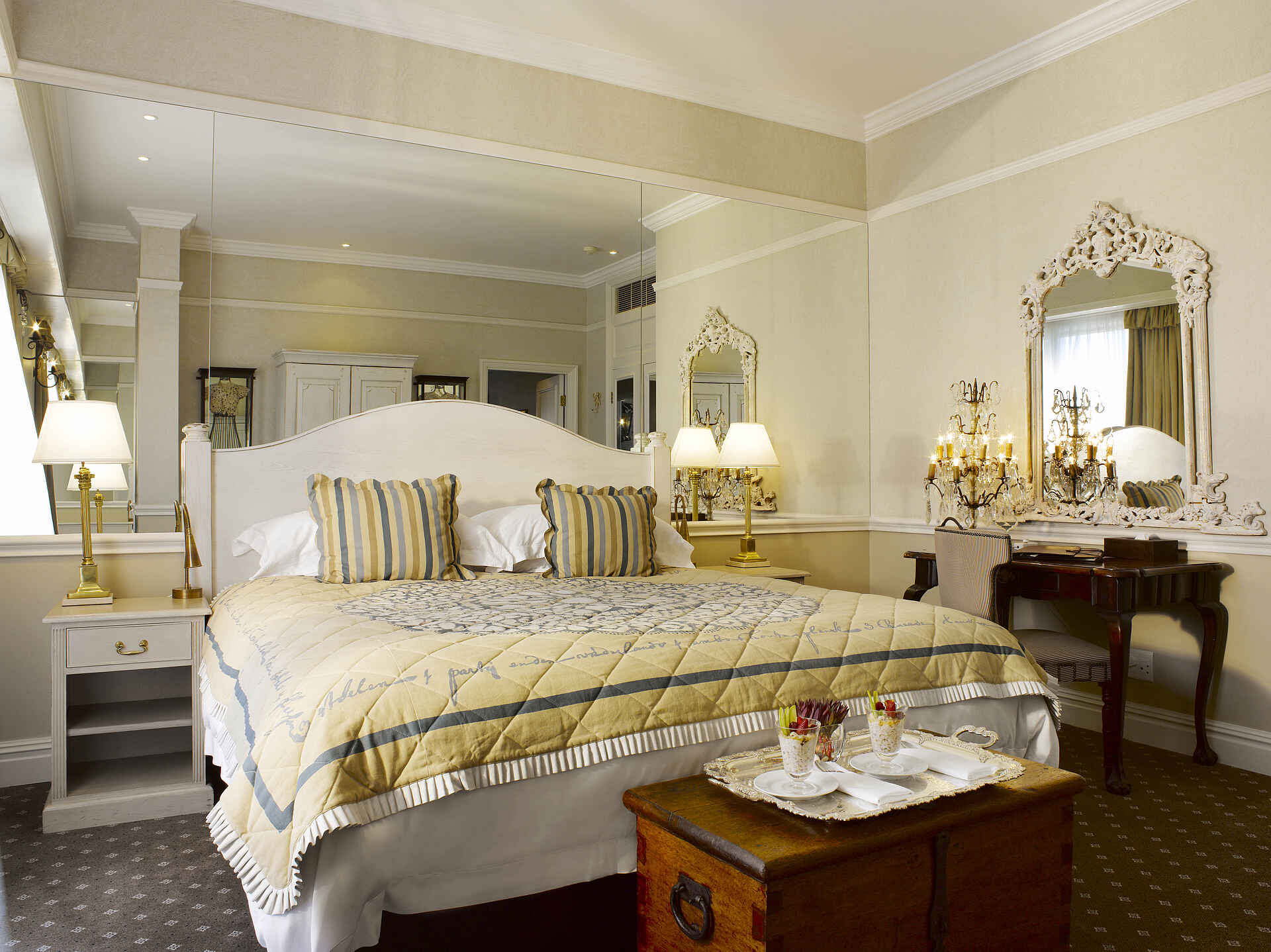 Cape Grace Hotel: Penthouse Bedroom