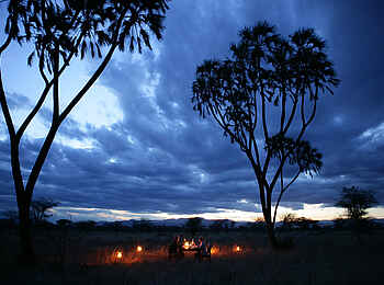 Elsa's Kopje: Dinner im Busch Elsa's Kopje: Dinner im Busch