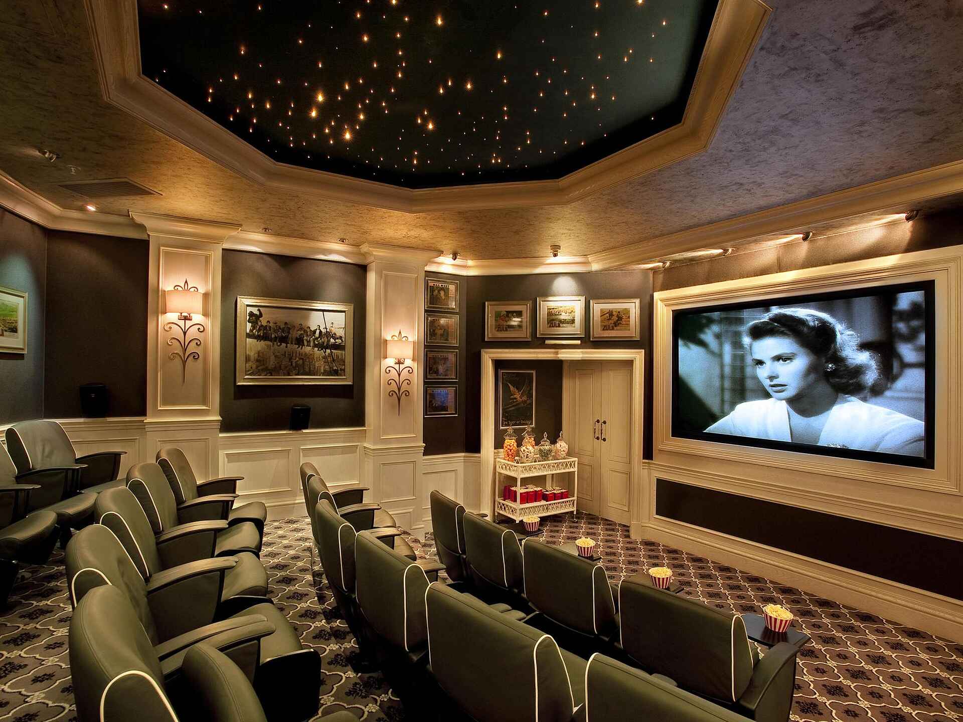 The Oyster Box: Kino