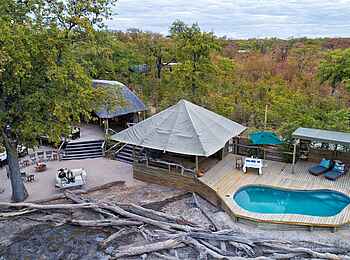Elephant Pan Camp: Zentralbereich mit Pool Elephant Pan Camp: Zentralbereich mit Pool