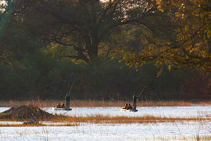 Boro-River, Moremi Crossing, Moremi Game Reserve, NG 27B, Okavango-Delta, Pirschfahrt, Safari, Under One Botswana Sky, Mokoro, Mokoroausflug