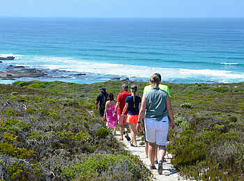 Morukuru Beach Lodge: Wanderung durch die Fynbos Lanschaft Morukuru Beach Lodge: Wanderung durch die Fynbos Lanschaft