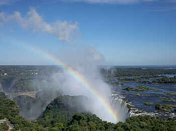Mukwa River Lodge: Regenbogen