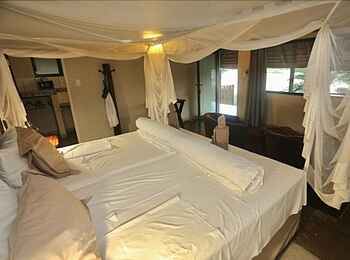 Shametu River Lodge: Im Bungalow