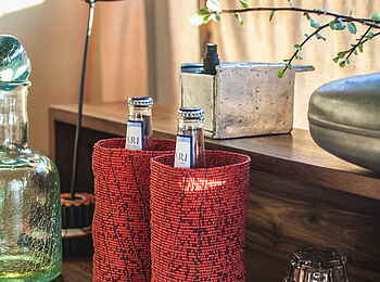 Shu'mata Camp: Schreibtisch Shu'mata Camp: Schreibtisch