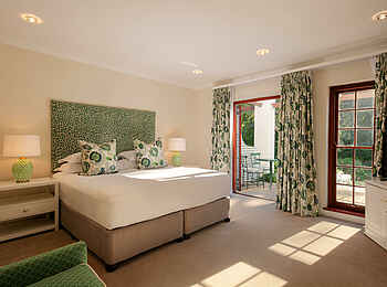 The Cellars-Hohenort Hotel & Spa: Suite Bett The Cellars-Hohenort Hotel & Spa: Suite Bett