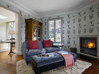 21 Nettleton Boutique Hotel: Queen Suite Lounge