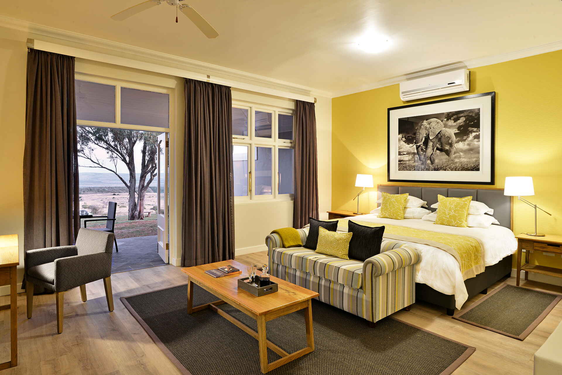 Founders Lodge by Mantis: Contemporary Suite