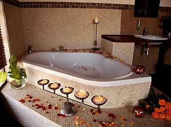 Bashay Rift Lodge: Badewanne in einer Suite Bashay Rift Lodge: Badewanne in einer Suite