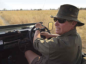 Camp Hwange: Pirschfahrt