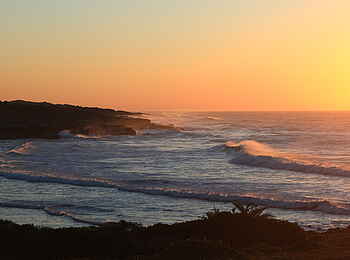 GweGwe Beach Lodge: Sonnenuntergang am Meer