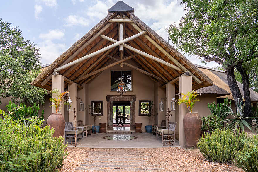 Siviti Timbavati Plains Lodge: Der Eingang zur Lodge Siviti Timbavati Plains Lodge: Der Eingang zur Lodge