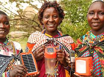 Olare Mara Kempinski: Traditionell gekleidete Frauen