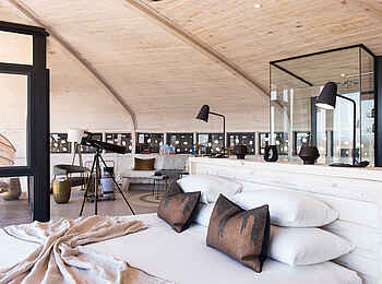 Desert Whisper Villa: Blick in die Lounge