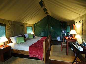 Elephant Valley Lodge: Zeltinterieur Elephant Valley Lodge: Zeltinterieur