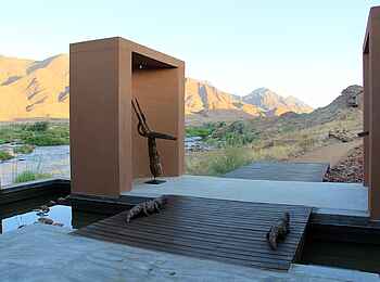 Okahirongo River Camp: Eingangsbereich Okahirongo River Camp: Eingangsbereich