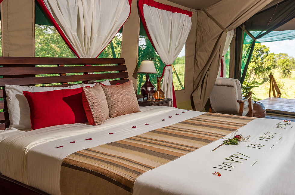 Afrika, Camp, Kenia, Lemek Conservancy, losokwan, Losokwan Camp, Luxuscamp, Masai Mara, Massai Mara, safari, Safari Camp, Doppelbett, Romantik, Afrikarma, Afrikarma Safaris, Afrikarma Safaris - Wildnis. Hautnah., afrikarma.de, Gichohi Mwaniki und Oaitse Thuto