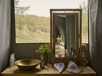 Basecamp Wilderness: Waschtisch Basecamp Wilderness: Waschtisch