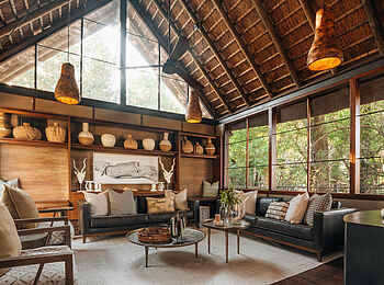 Chitabe Camp: Blick in die Lounge