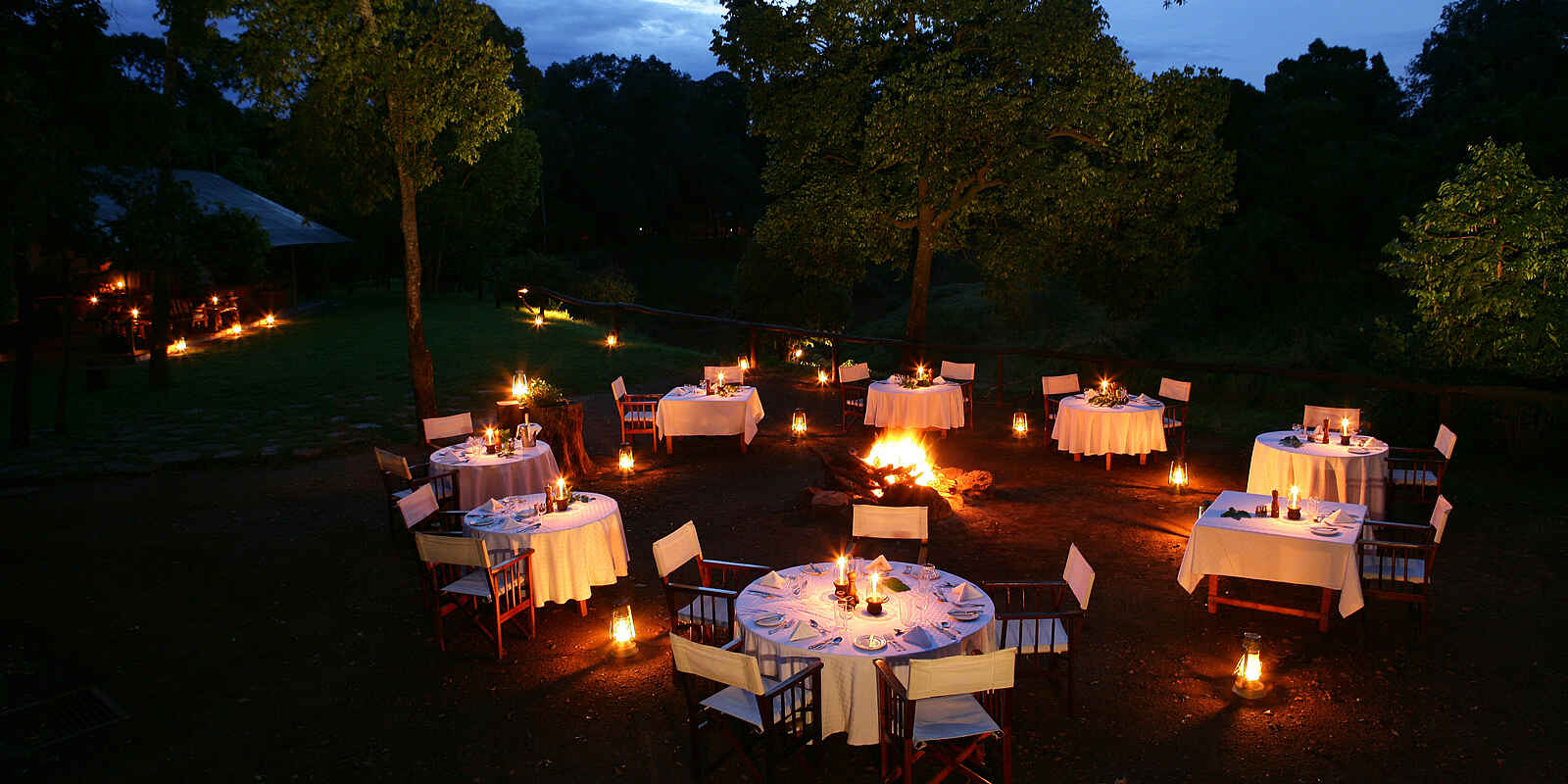 Governors' Il Moran Camp: Candle-Light-Dinner unter freiem Himmel Governors' Il Moran Camp: Candle-Light-Dinner unter freiem Himmel