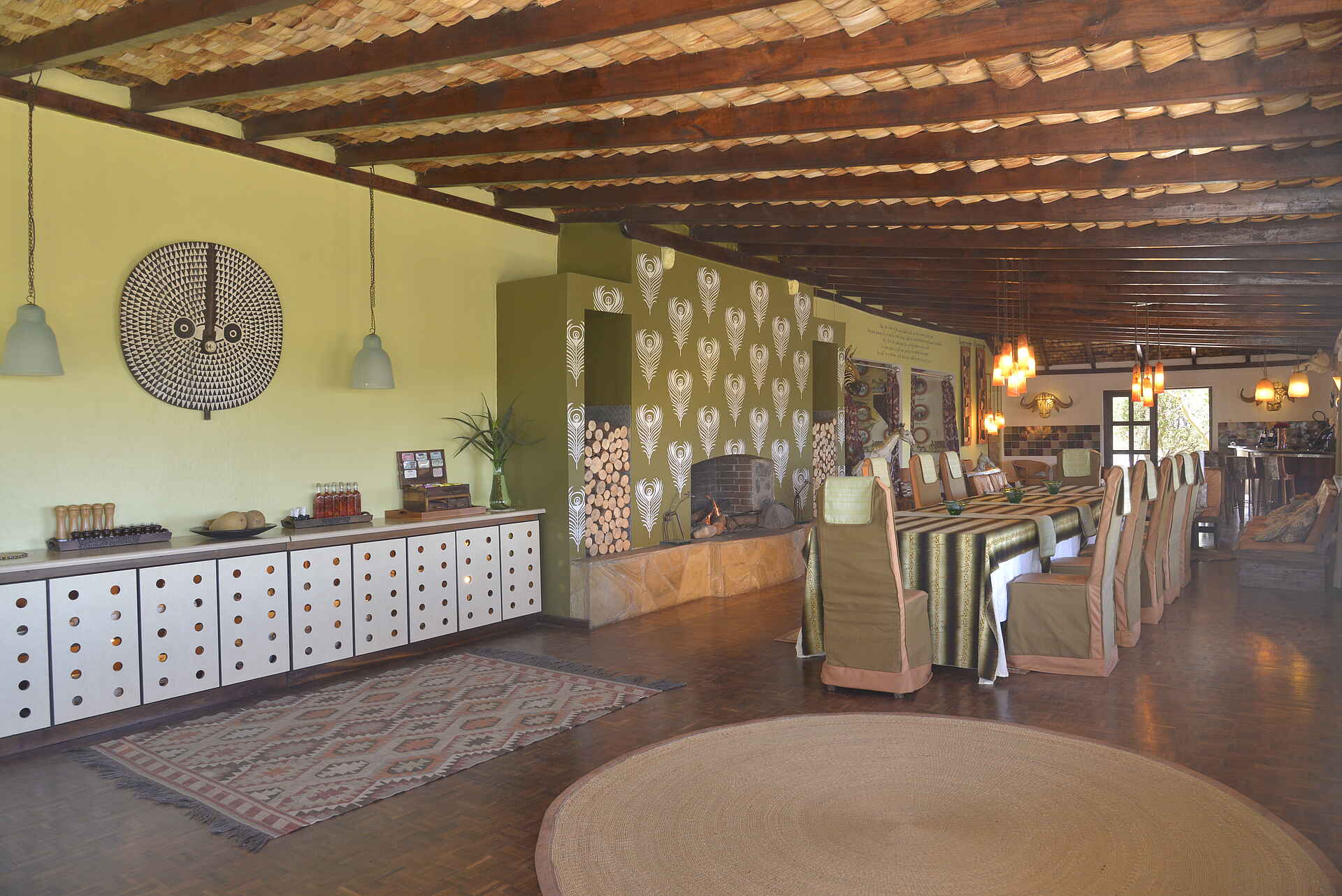 Hatari Lodge: Lounge