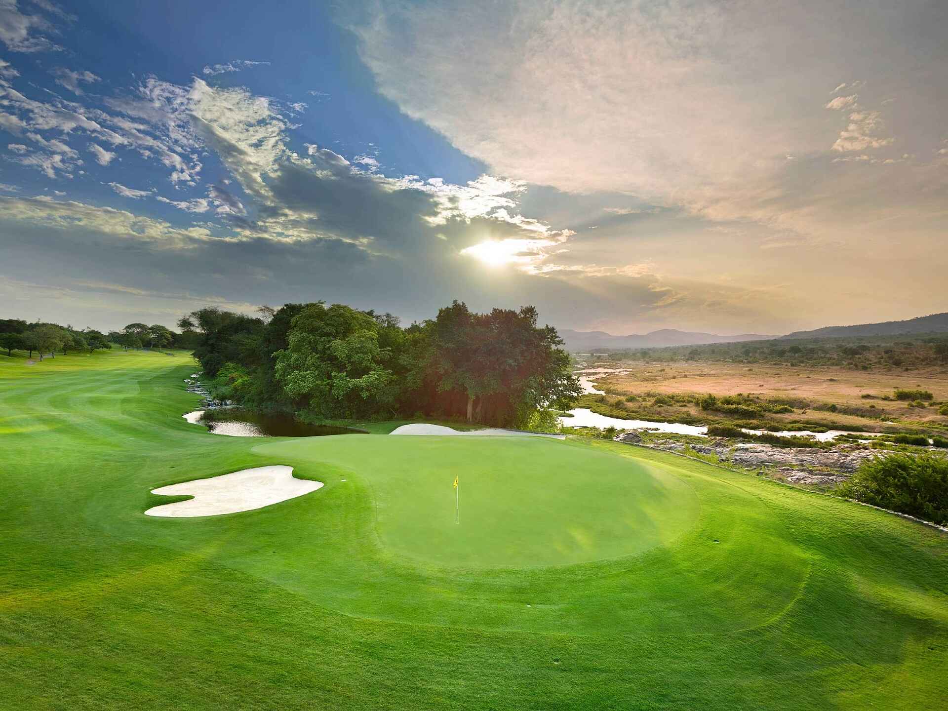 Leopard Creek Country Club: Golf Course 02