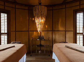 Little Mombo Camp: Massage