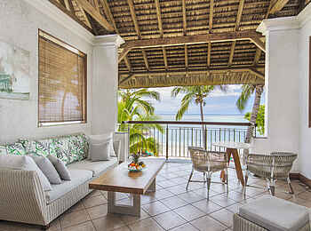 Paradis Beachcomber Golf Resort and Spa: Junior Suite Terrasse Paradis Beachcomber Golf Resort and Spa: Junior Suite Terrasse