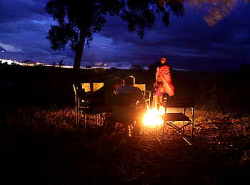 Rekero Camp: Lagerfeuer am Camp Rekero Camp: Lagerfeuer am Camp