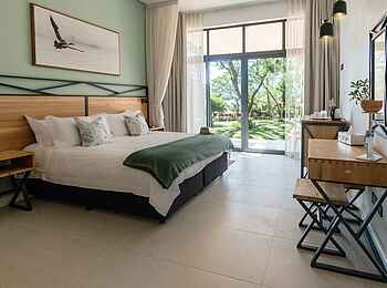 Waterfalls Lodge: Doppelbett