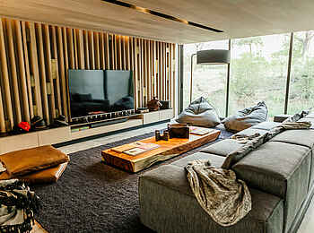 Cheetah Plains Mapogo House: Die Lounge Cheetah Plains Mapogo House: Die Lounge