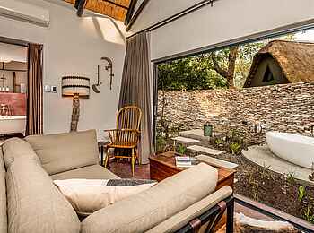 Sabi Sabi Selati Camp: Blick aus der  der Luxury Suite Sabi Sabi Selati Camp: Blick aus der  der Luxury Suite