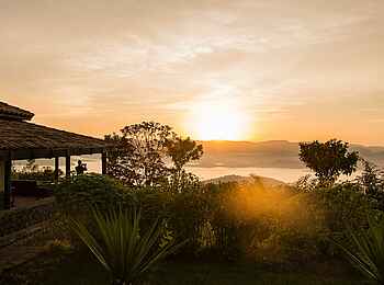 Volcanoes Virunga Lodge: Sonnenaufgang Volcanoes Virunga Lodge: Sonnenaufgang