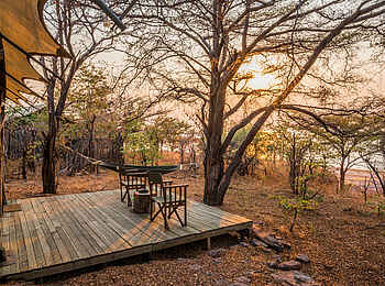 Changa Safari Camp: Die Veranda Changa Safari Camp: Die Veranda