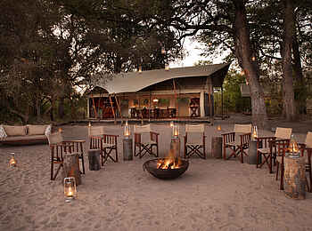 Okavango Explorers Camp: Die Feuerstelle Okavango Explorers Camp: Die Feuerstelle