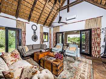 Sabi Sabi Selati Camp: Die Lounge der Ivory Suite Sabi Sabi Selati Camp: Die Lounge der Ivory Suite