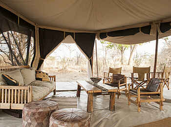 Kigelia Camp: Lounge im Hauptzelt Kigelia Camp: Lounge im Hauptzelt