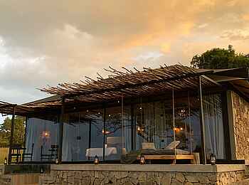 Nimali Mara Camp: Blick auf eine Suite Nimali Mara Camp: Blick auf eine Suite