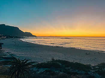 POD Camps Bay Boutique Hotel: Sonnenuntergang